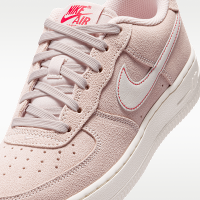 NIKE公式】ナイキ エア フォース 1 LV8 ジュニアシューズ.オンライン
